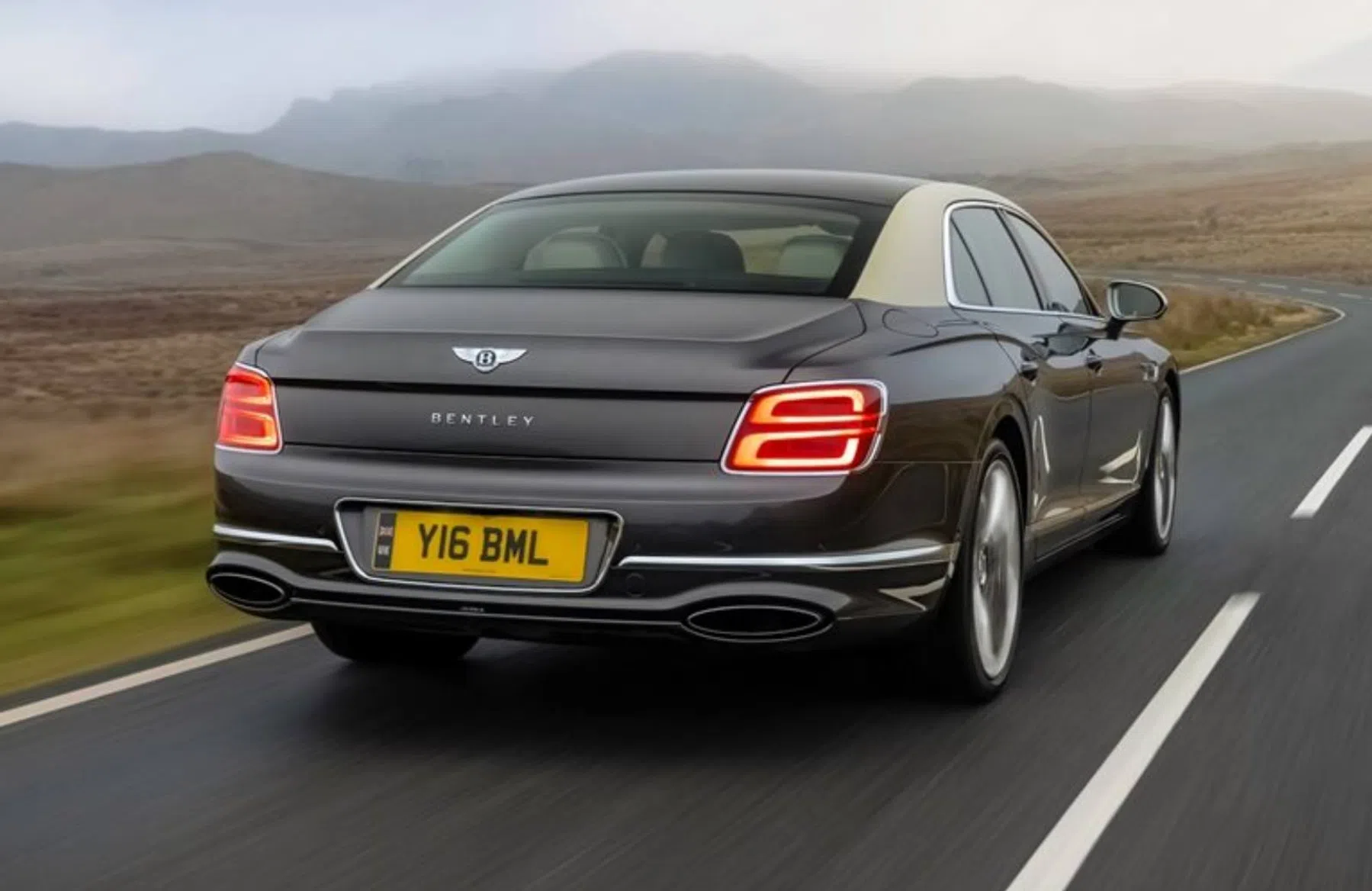 Bentley Flying Spur achter